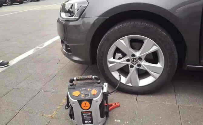 安新汽车搭电案例
